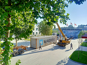 印度尼西亞石膏粉生產(chǎn)線發(fā)貨，今天裝了一個(gè)集裝箱，明天繼續(xù)。